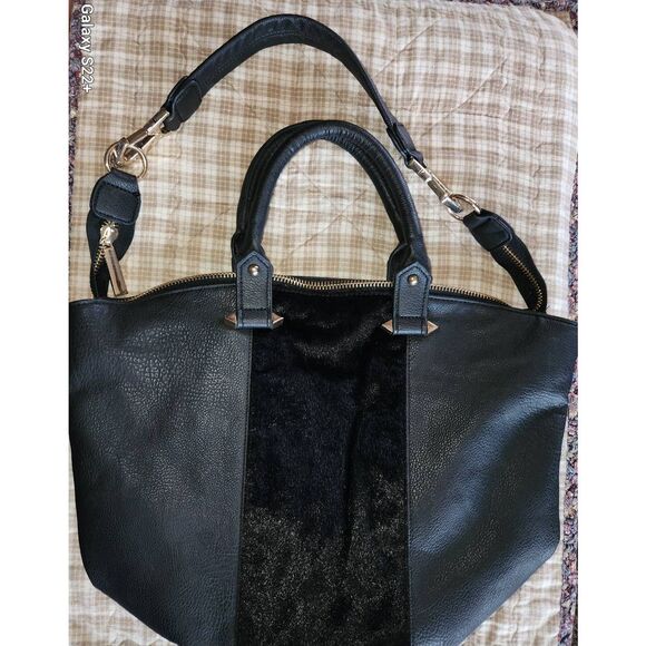 Violet Ray crossbody bag/satchel, purse - Picture 1 of 10